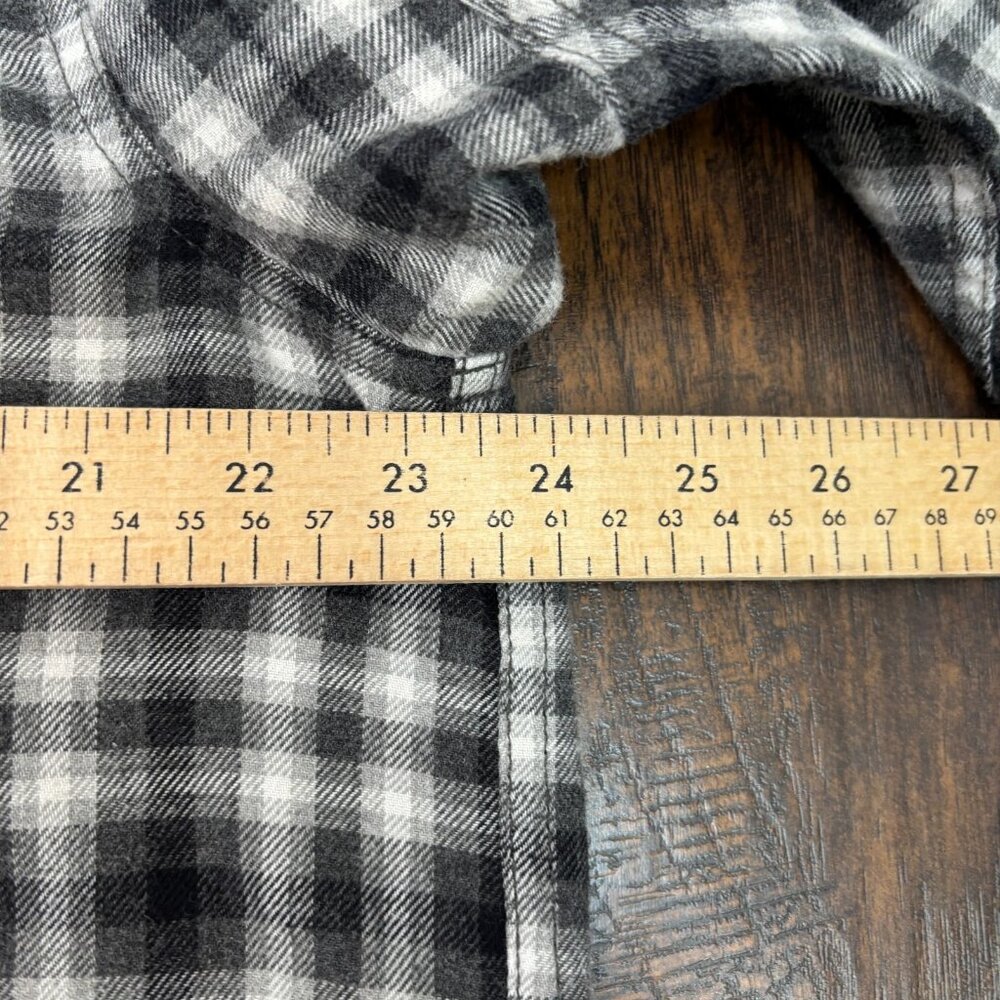 Duluth Trading Co Flannel Shirt Large Gray Plaid Cotton Blend Button-Front Men's - Picture 8 of 10
